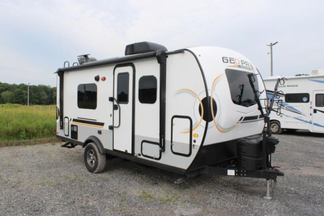 LS-AD-2351R Occasion Forest River Rockwood G19FD 2022 a vendre1